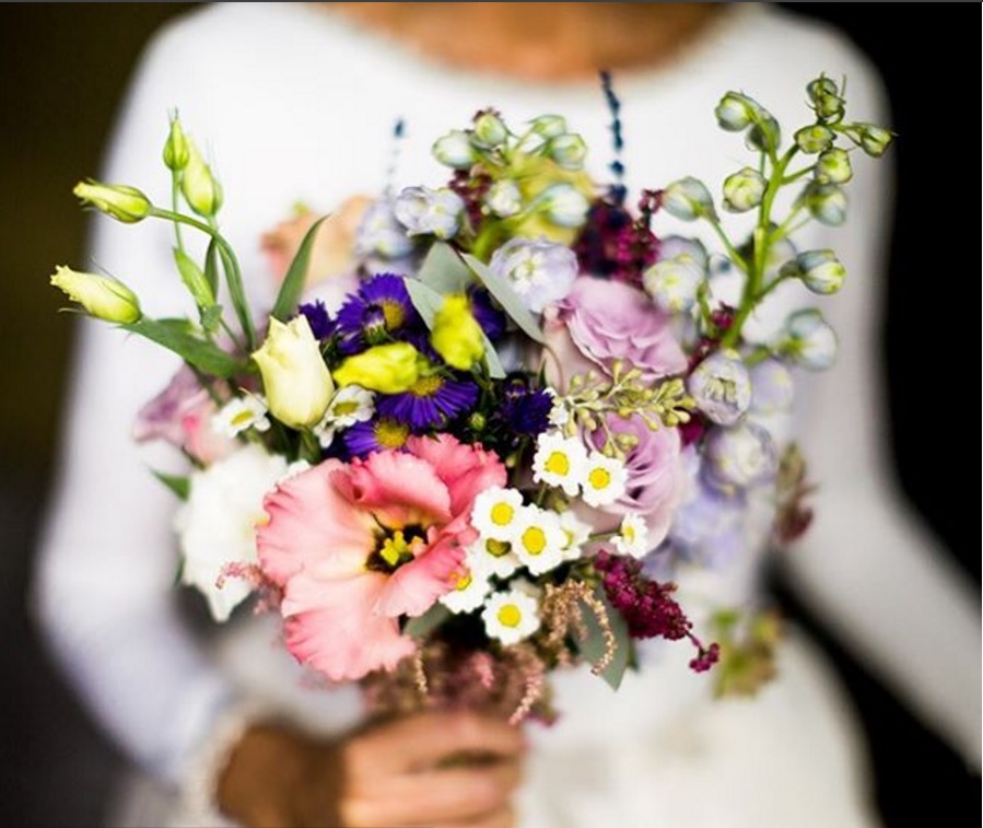 Los tipos de flores para ramos de novia más utilizados - Peonías Eventos -  Blog de Bodas