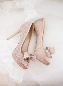 Zapatos icónicos para triunfar en tu boda principal